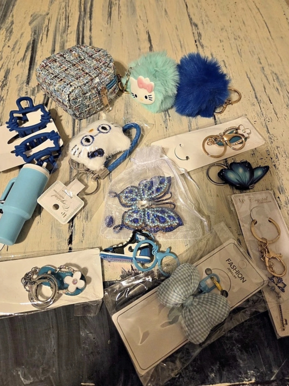 🔥Assorted Accessories In DARK BLUE